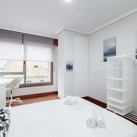 Estudio Moderno Con Parking By Cabana Rentals Vigo Exterior foto